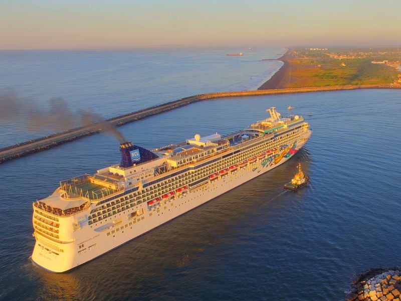 Norwegian Jewel